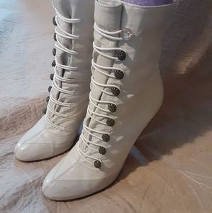Rare vintage white Christian Louboutin ankle boots size 38